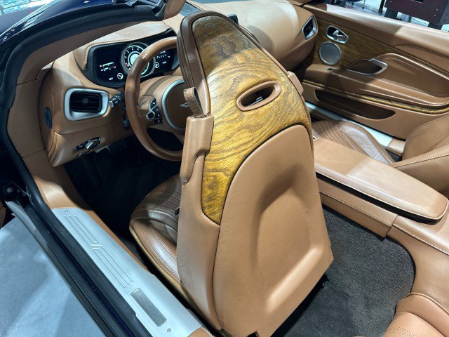 Used 2019 Aston Martin DB11 Volante RWD image 58