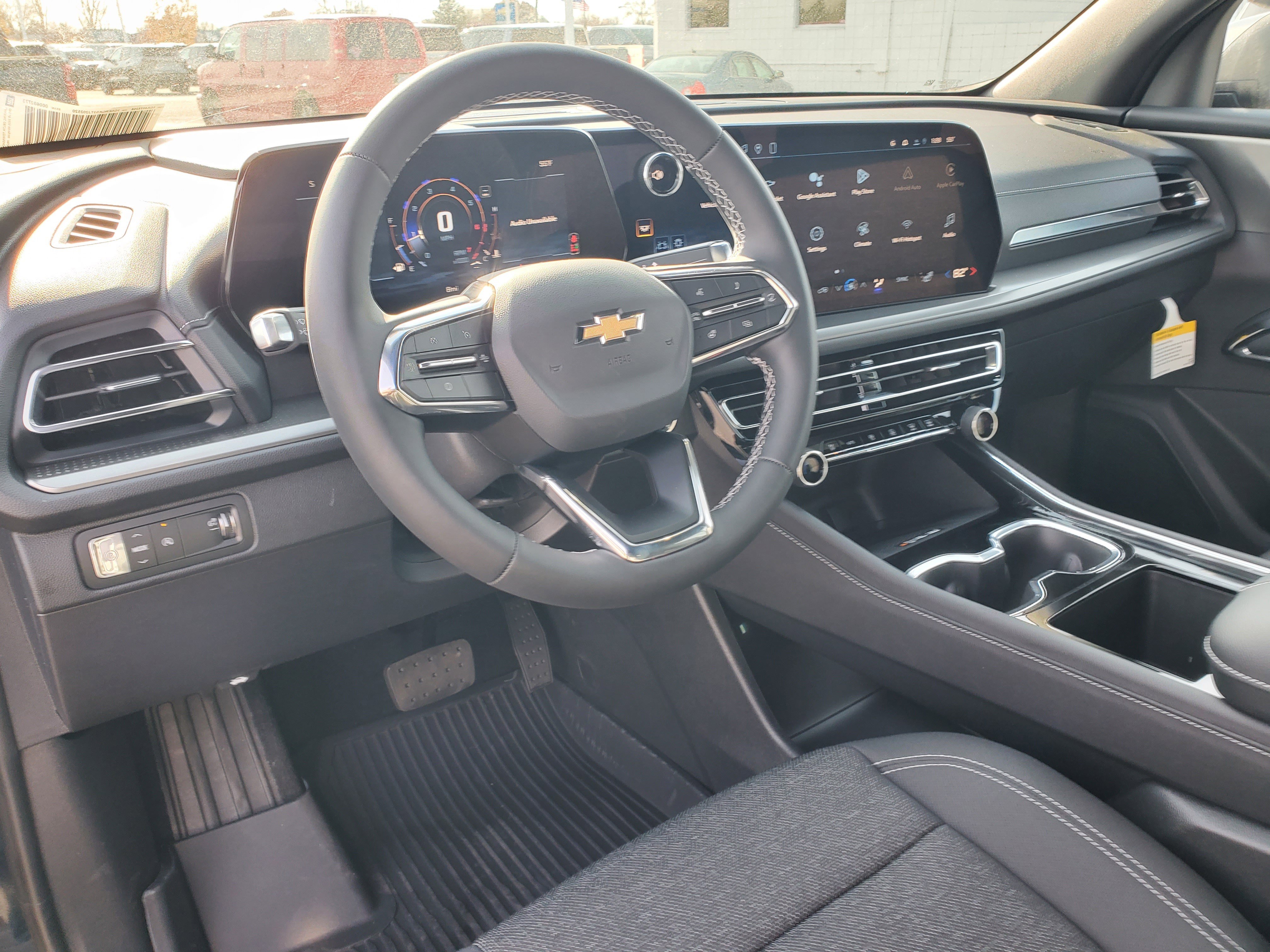 New 2026 Chevrolet Traverse LT w/ Sun and Wheel Package image 9