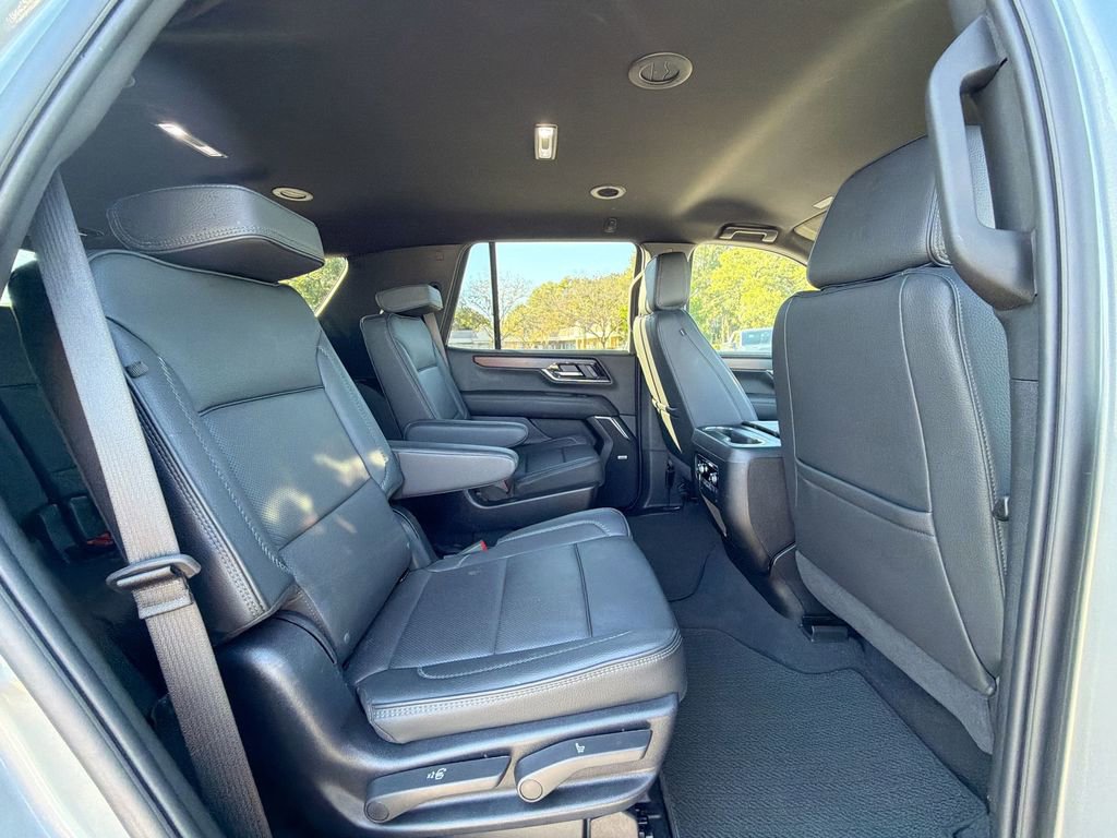 Certified 2025 GMC Yukon Denali image 10