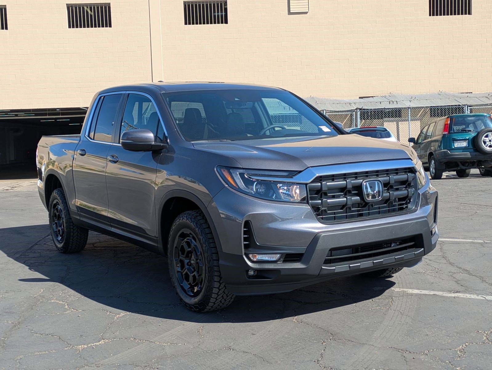 New 2025 Honda Ridgeline RTL+ image 3