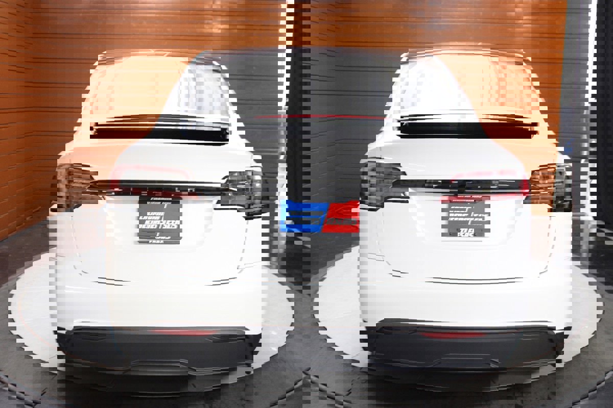 Used 2023 Tesla Model X 7 Seater AWD Driving Com 4 image 11