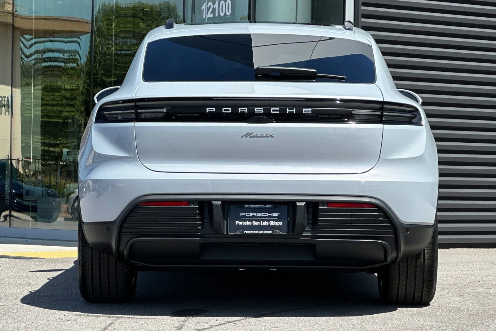 New 2026 Porsche Macan Electric RWD image 7