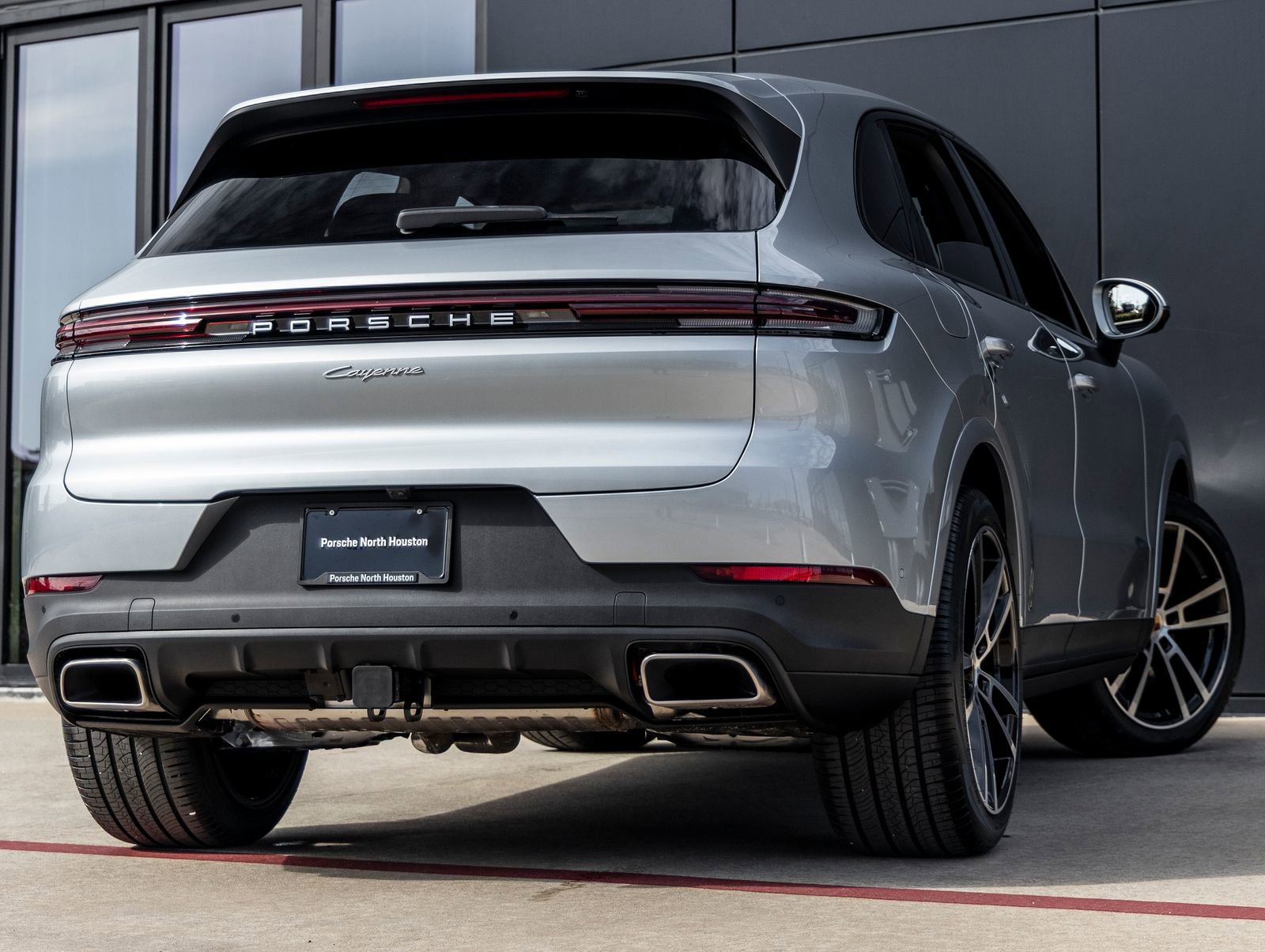 Certified 2026 Porsche Cayenne AWD/4WD image 11