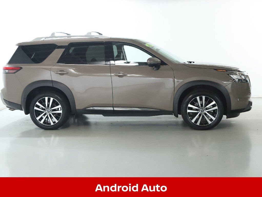 Certified 2024 Nissan Pathfinder Platinum w/ Cargo Package image 13