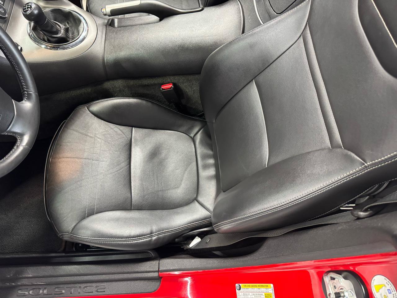 Used 2007 Pontiac Solstice Convertible w/ Premium Package RWD image 39