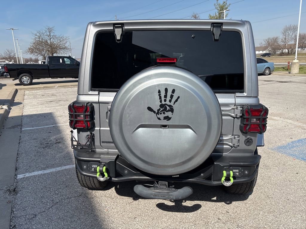 Used 2021 Jeep Wrangler Unlimited Sahara AWD/4WD image 22