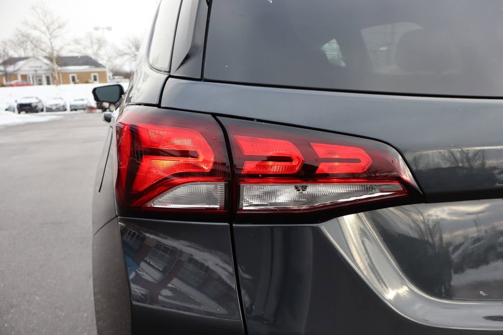 Used 2023 Chevrolet Equinox LT image 29