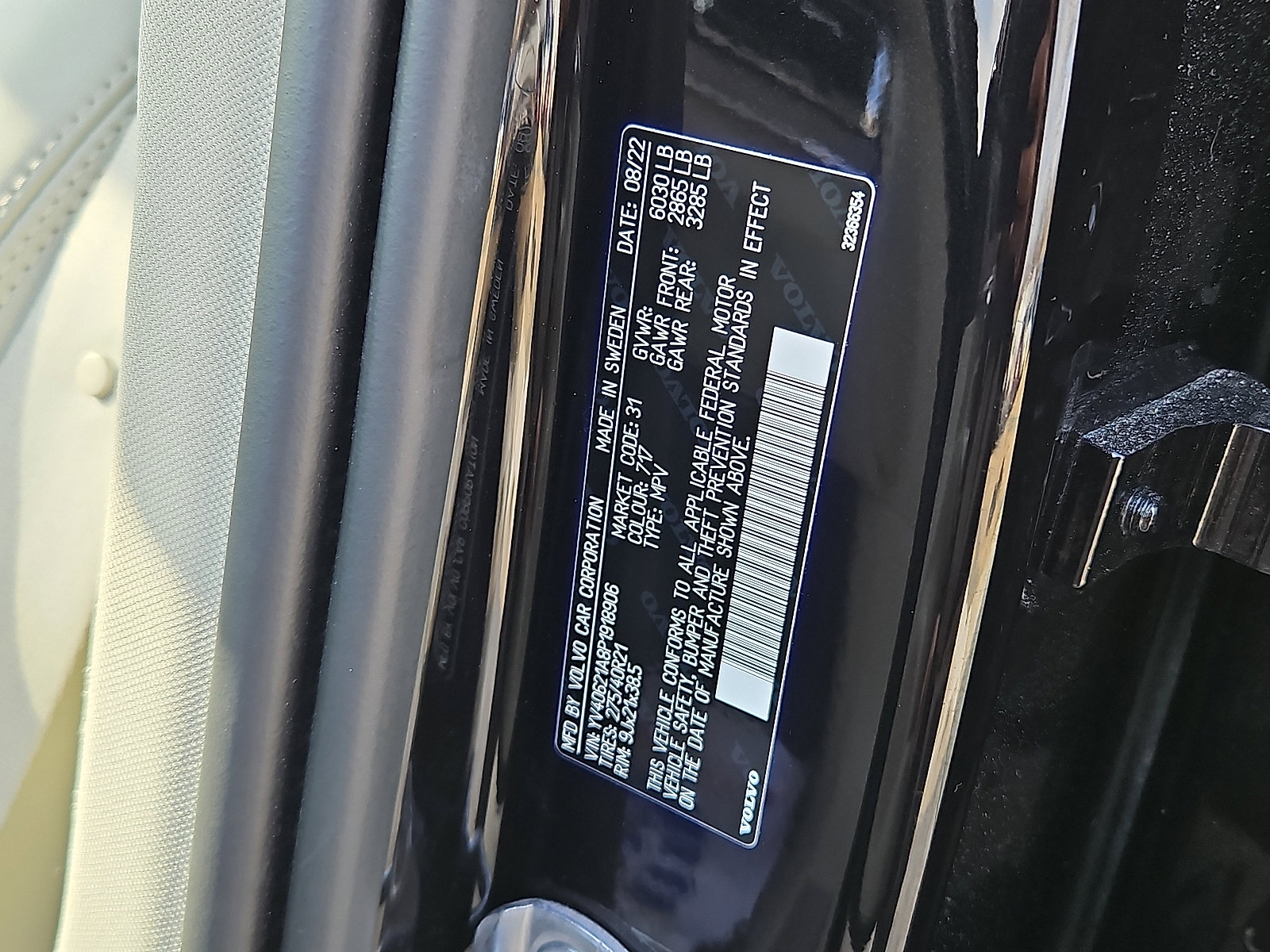 Certified 2023 Volvo XC90 B6 Ultimate w/ Protection Package image 27