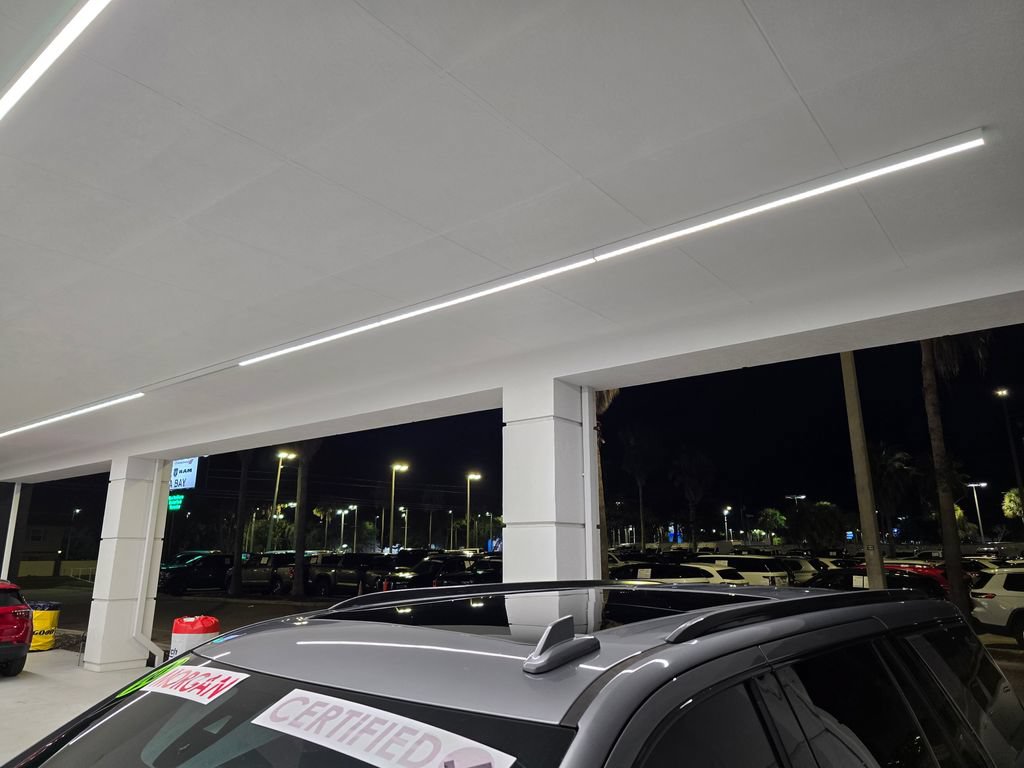 Used 2021 GMC Yukon Denali AWD/4WD image 12