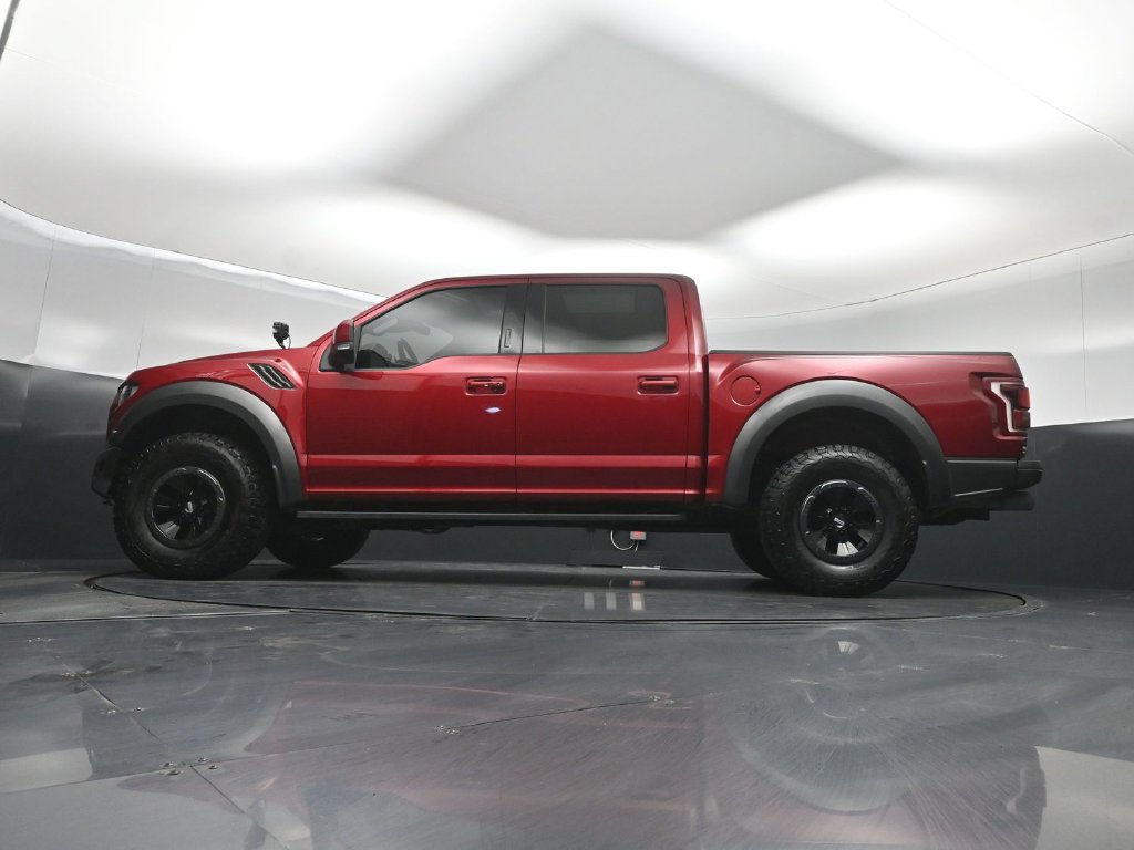 Certified 2017 Ford F150 Raptor w/ Equipment Group 802A Luxury AWD/4WD image 8