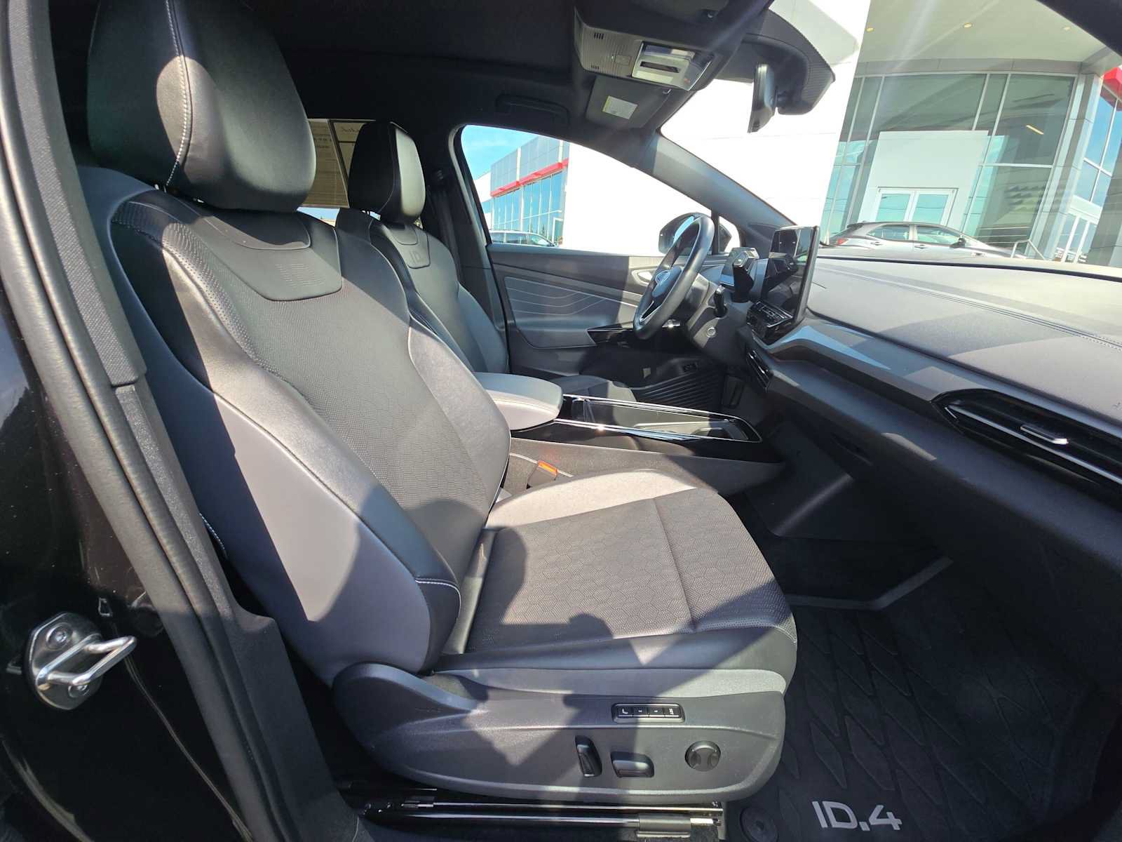 Used 2023 Volkswagen ID.4 S RWD image 11