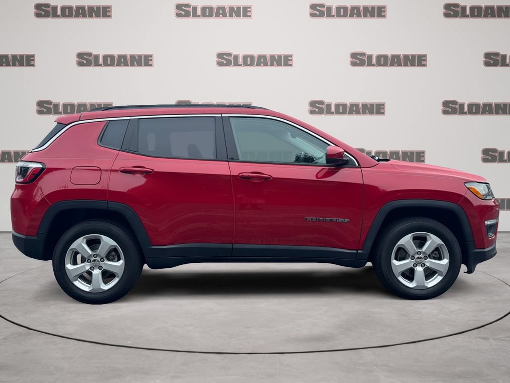 Used 2019 Jeep Compass Latitude w/ Cold Weather Group AWD/4WD image 6