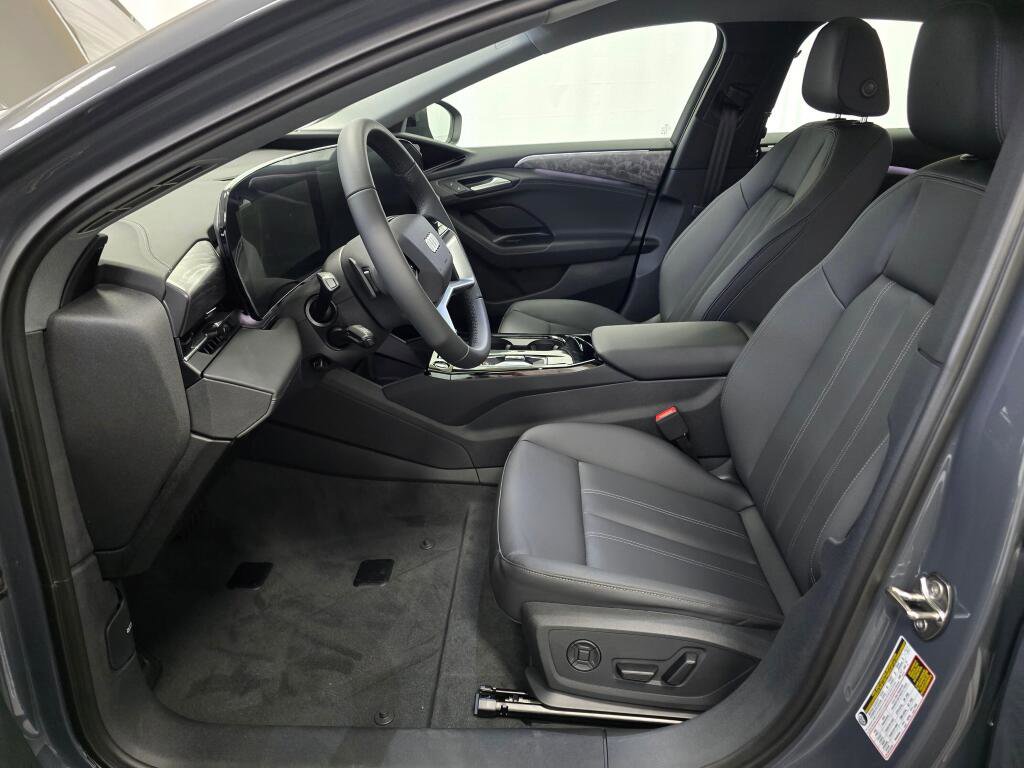 New 2025 Audi A6 e-tron Premium image 12