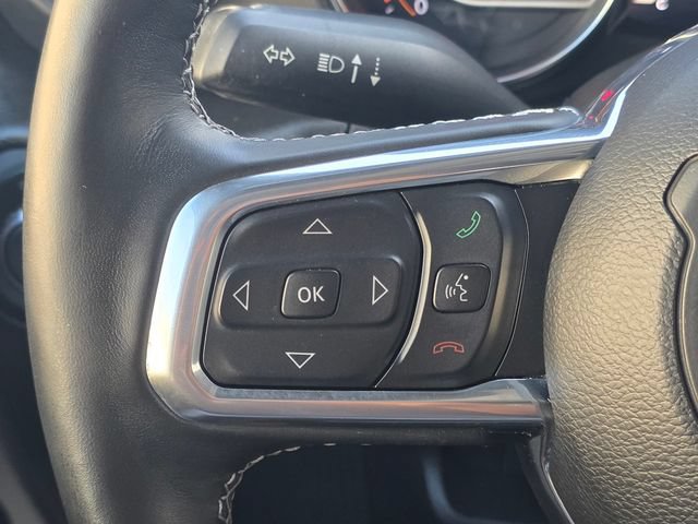 Used 2022 Jeep Wrangler Unlimited Sahara w/ Cold Weather Group AWD/4WD image 33