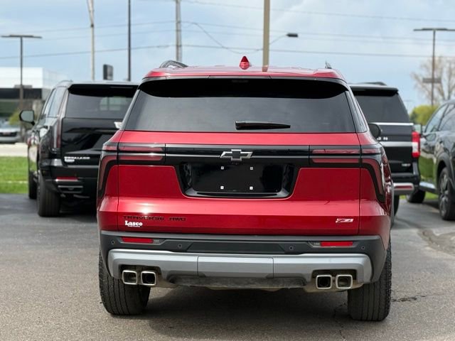 Used 2025 Chevrolet Traverse Z71 w/ Enhanced Driving Package AWD/4WD image 40