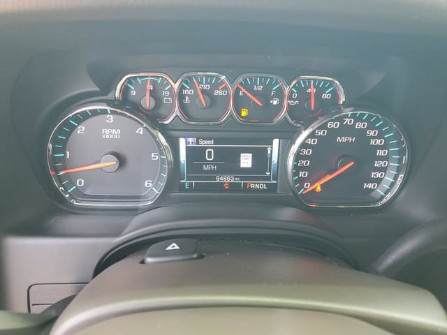Used 2020 Chevrolet Suburban LT RWD image 14