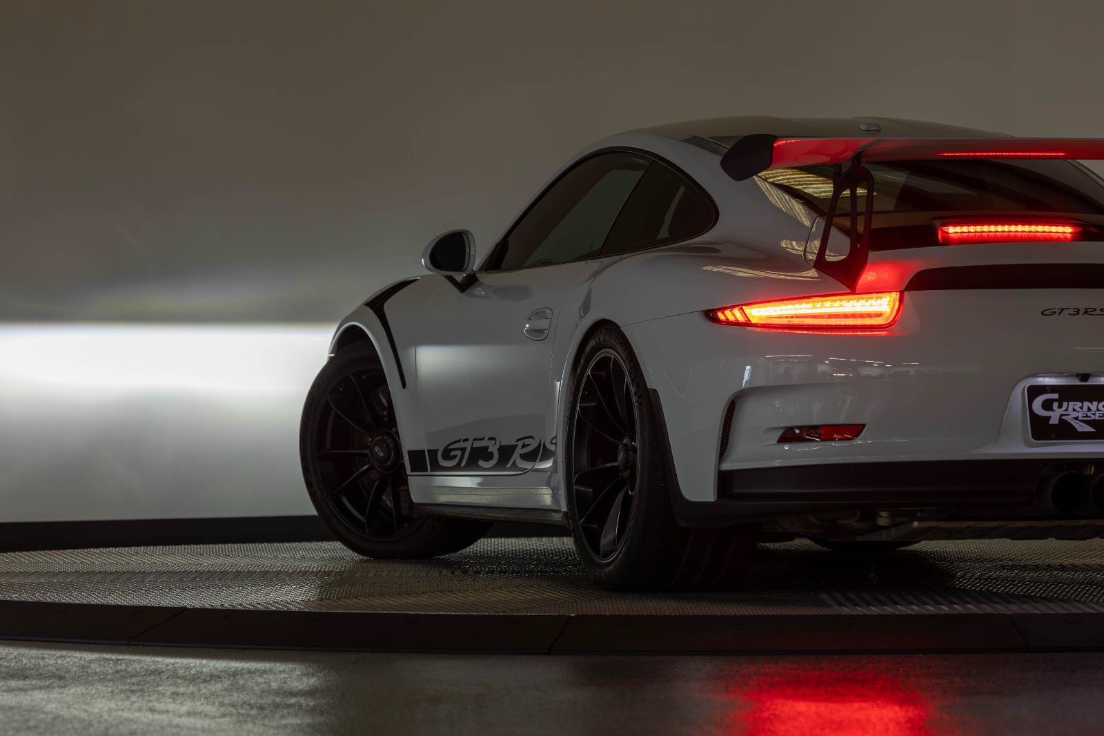 Used 2016 Porsche 911 GT3 RS RWD image 32