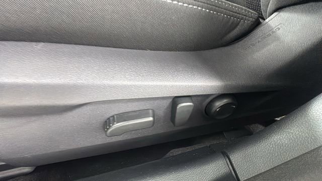 Certified 2025 Subaru Outback Premium image 13