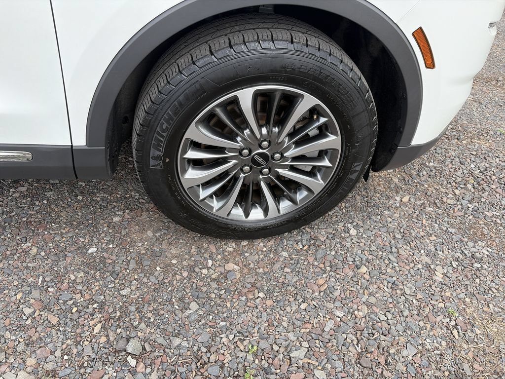 Certified 2023 Lincoln Nautilus Reserve AWD/4WD image 30