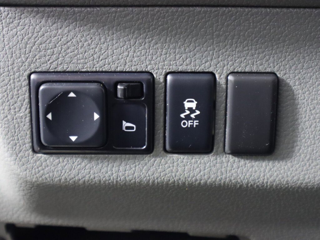 Used 2019 Nissan NV 1500 SV w/ Navigation Package RWD image 11