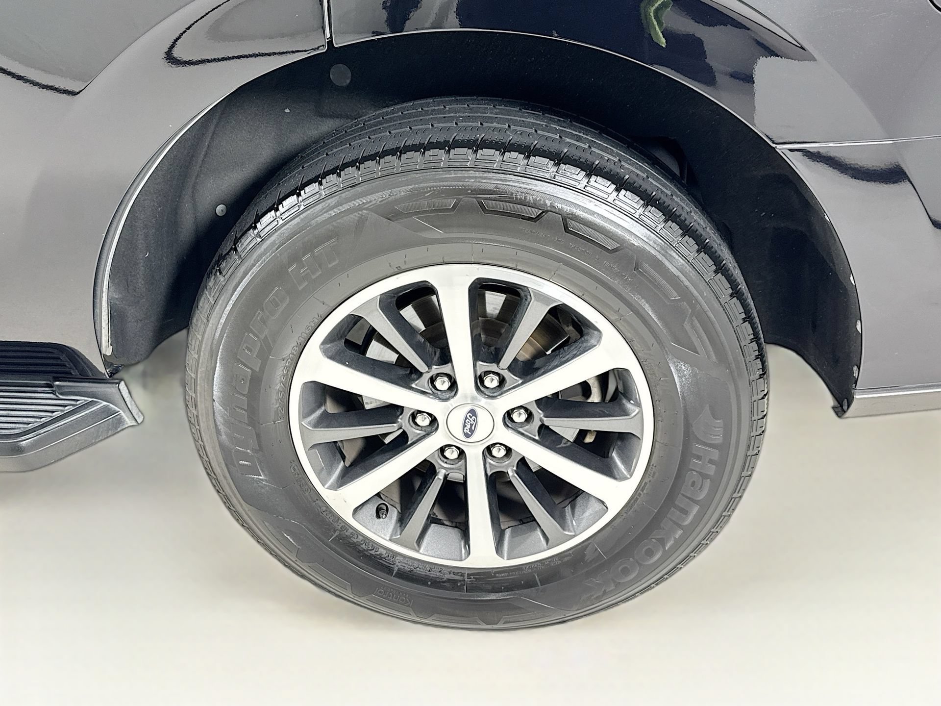 Used 2021 Ford Expedition XLT RWD image 32