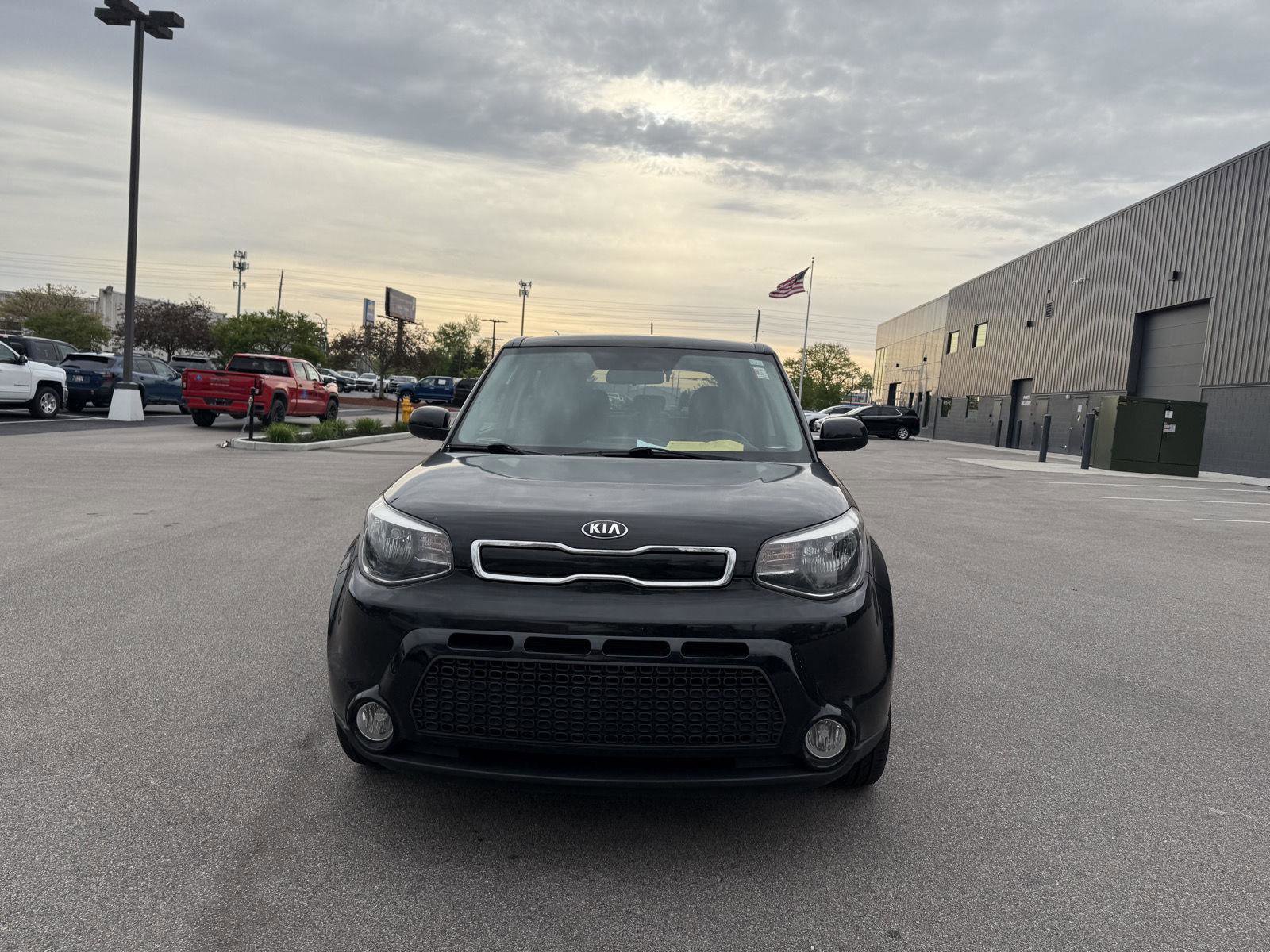 Used 2016 Kia Soul + FWD image 8