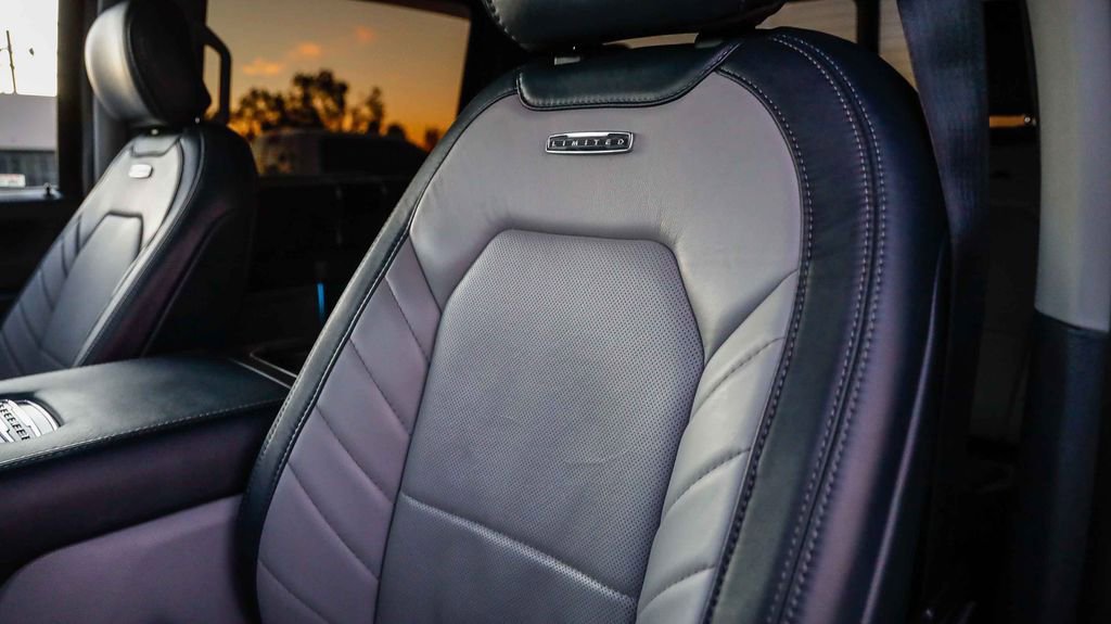 Used 2022 Ford F450 Limited w/ FX4 Off-Road Package image 30