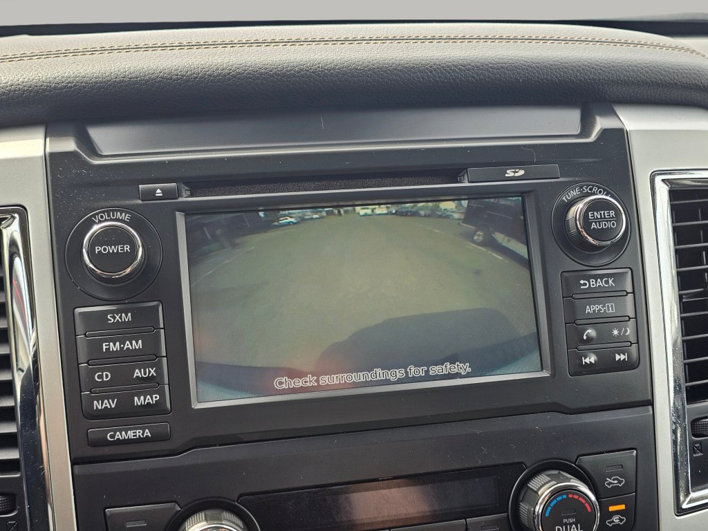 Used 2017 Nissan Titan SL AWD/4WD image 8
