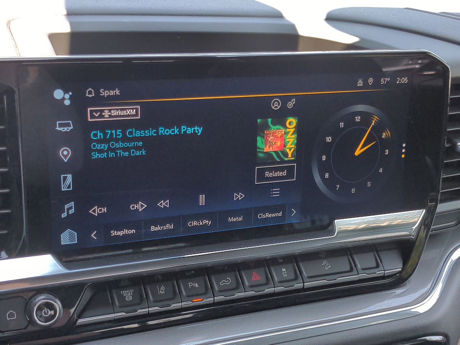 Used 2024 Chevrolet Silverado 2500 High Country w/ High Country Premium Package image 17