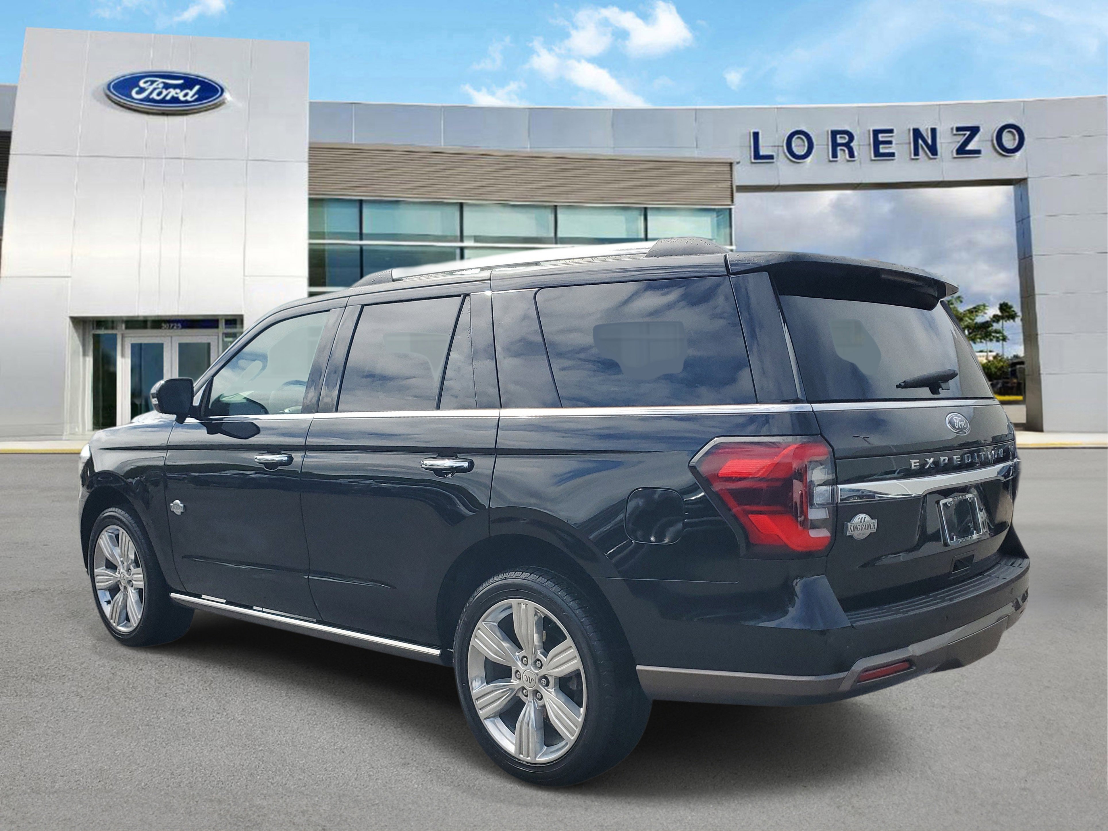 Used 2024 Ford Expedition King Ranch image 7