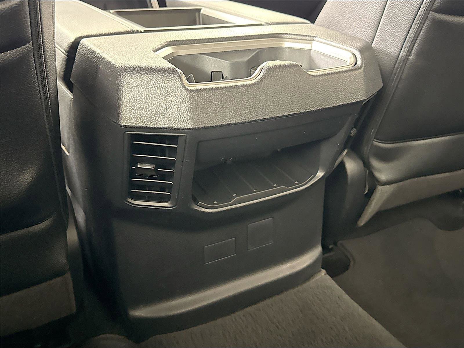 Used 2022 Toyota Tundra SR5 w/ SR5 Convenience Package image 33