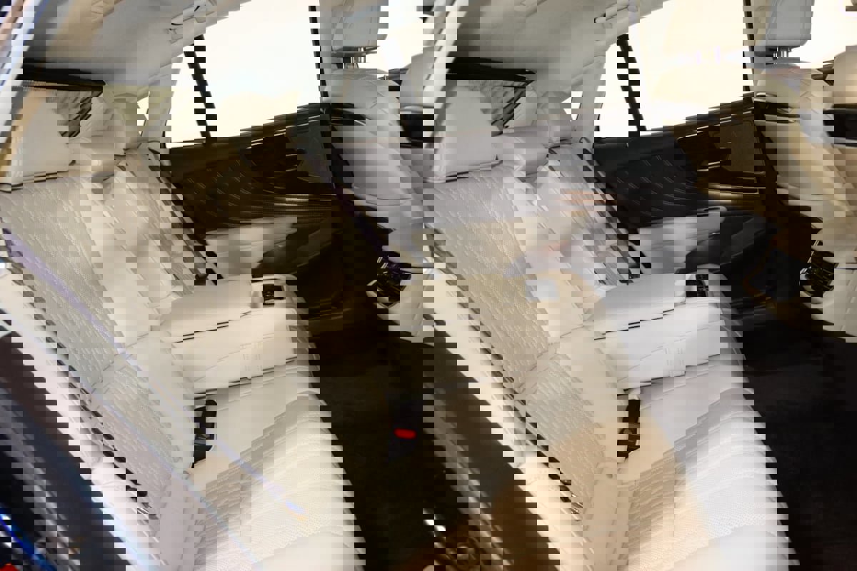 Used 2019 Lexus LS 500 AWD image 69