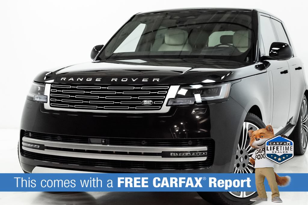 Used 2024 Land Rover Range Rover SE AWD/4WD image 2