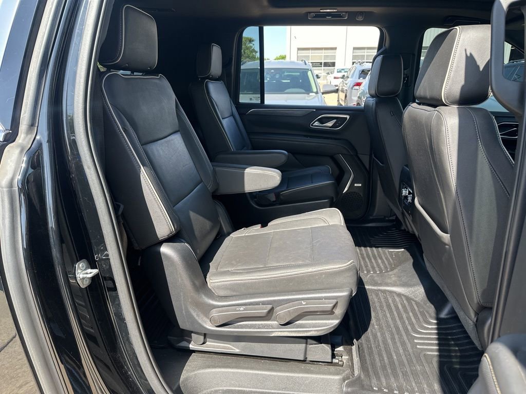 Used 2022 GMC Yukon XL SLT AWD/4WD image 21