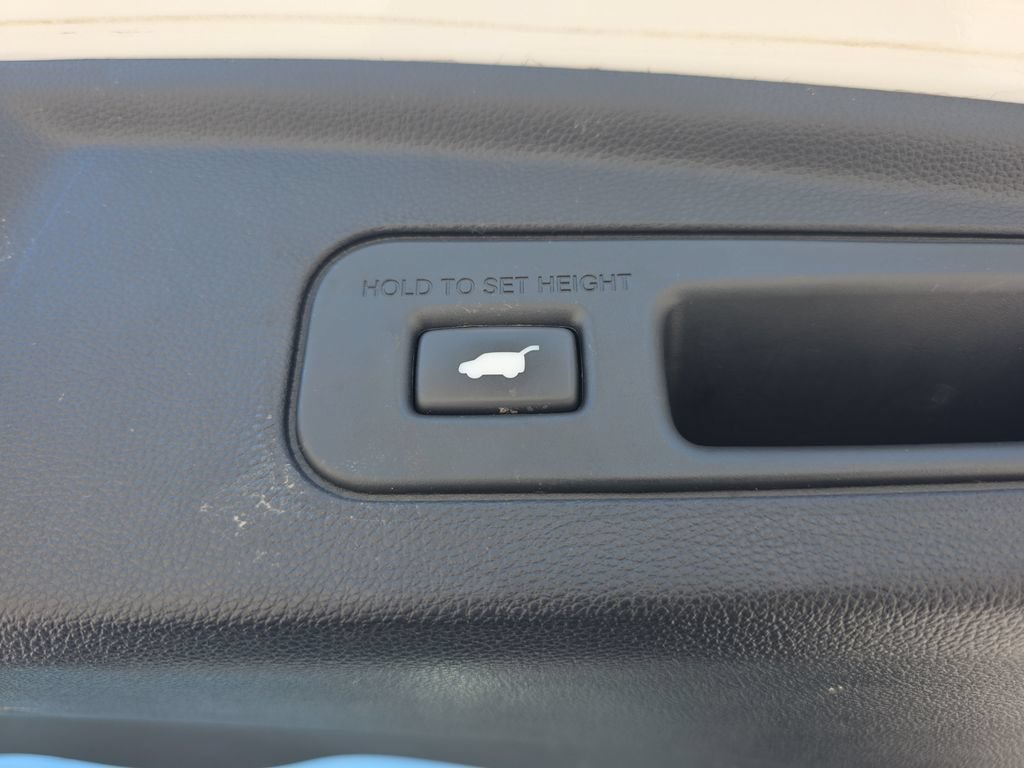 Used 2023 Acura MDX w/ Advance Package AWD/4WD image 31