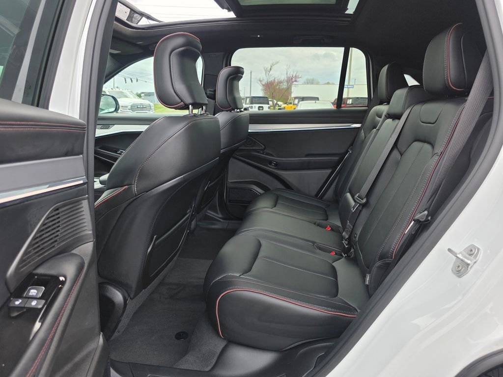 Used 2024 Jeep Wagoneer Launch Edition image 34