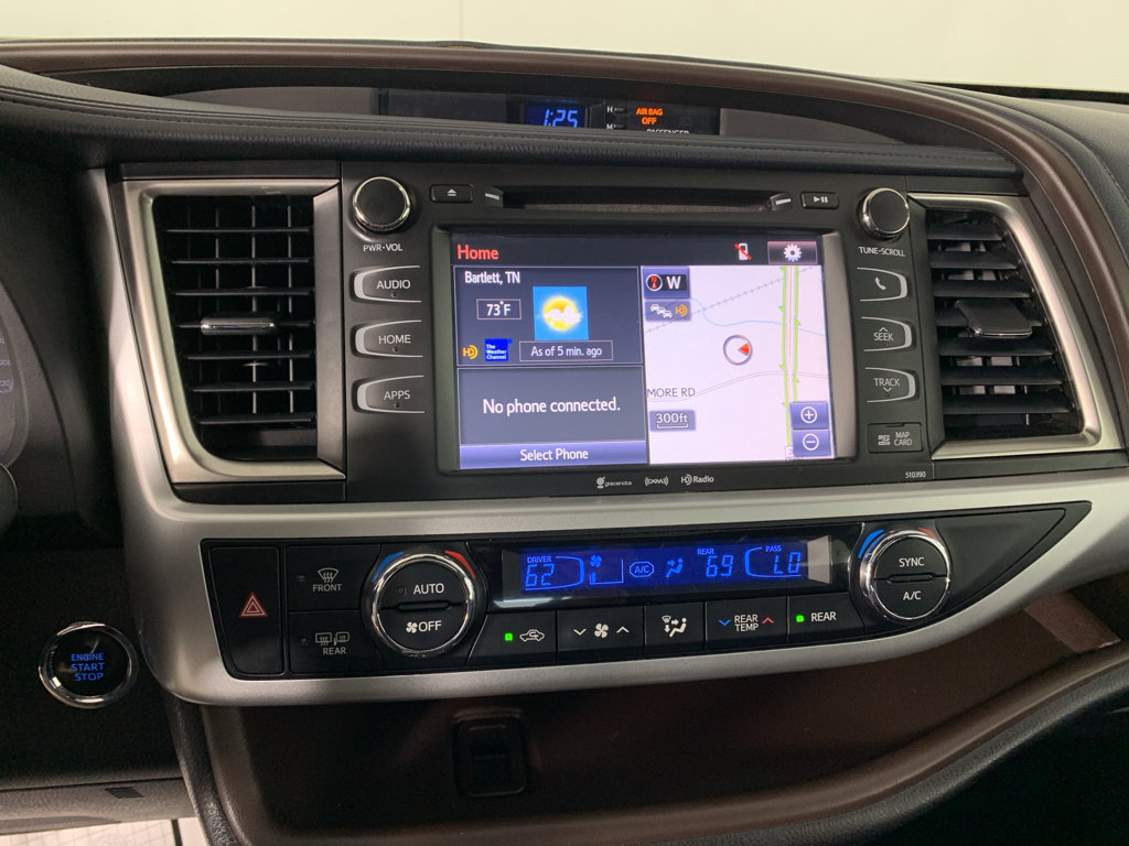 Used 2019 Toyota Highlander XLE image 26