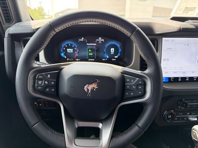 New 2026 Ford Bronco Outer Banks w/ Sasquatch Package AWD/4WD image 10