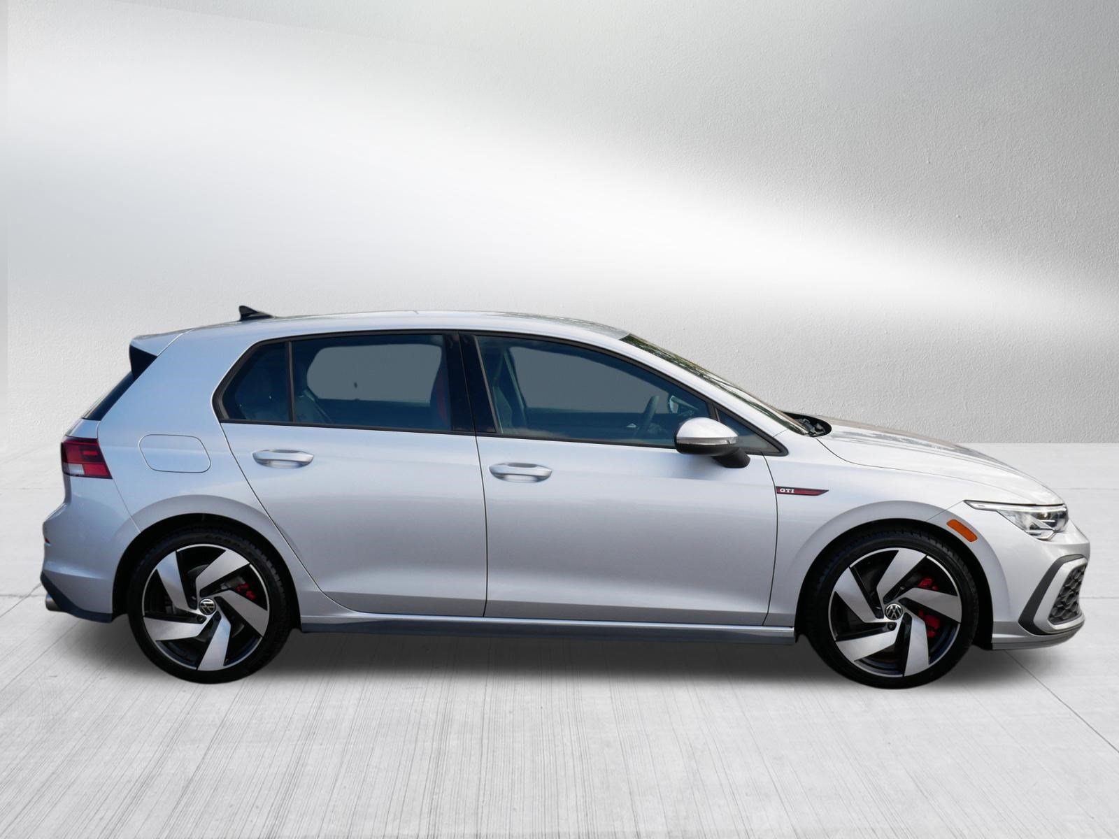 Used 2022 Volkswagen GTI S FWD image 8