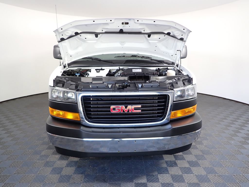 Used 2024 GMC Savana 2500 w/ Driver Convenience Package RWD image 6