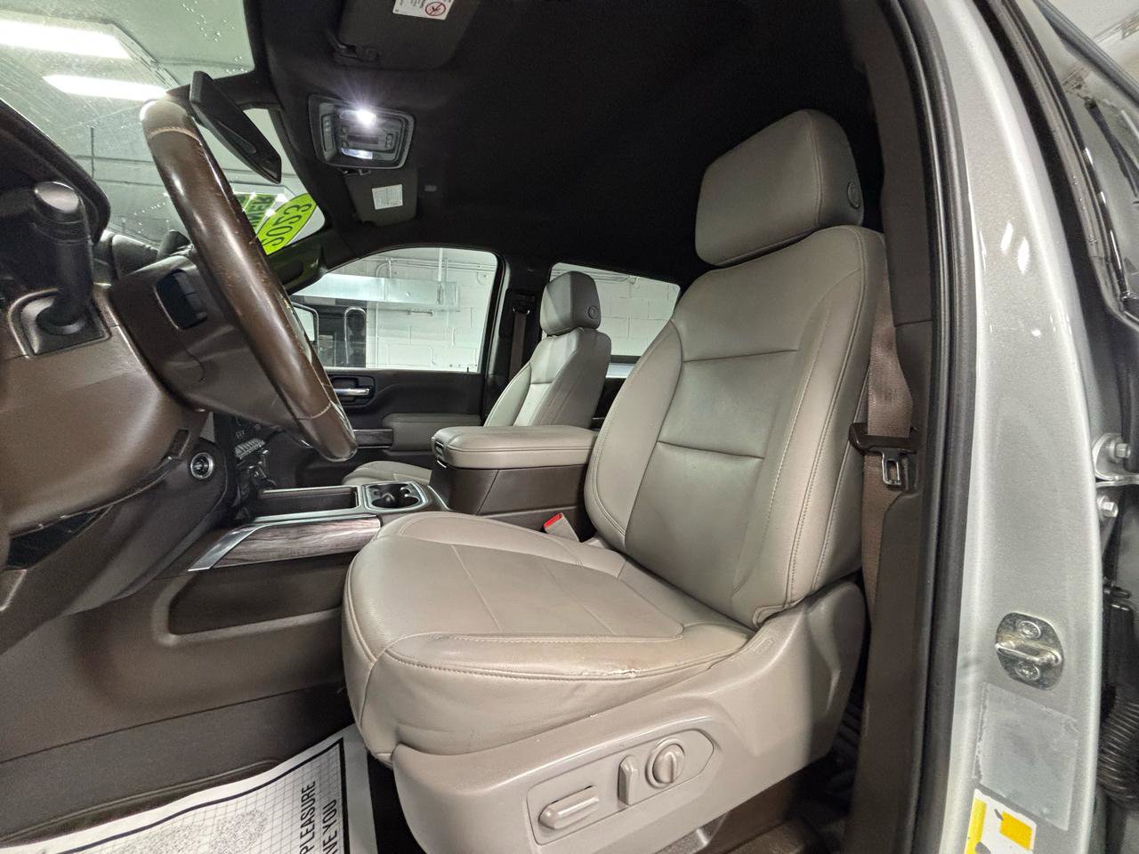 Used 2023 Chevrolet Silverado 3500 LTZ w/ LTZ Convenience Package image 26