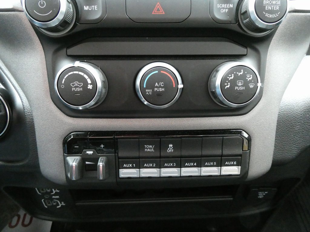 Used 2024 RAM 3500 Tradesman image 23