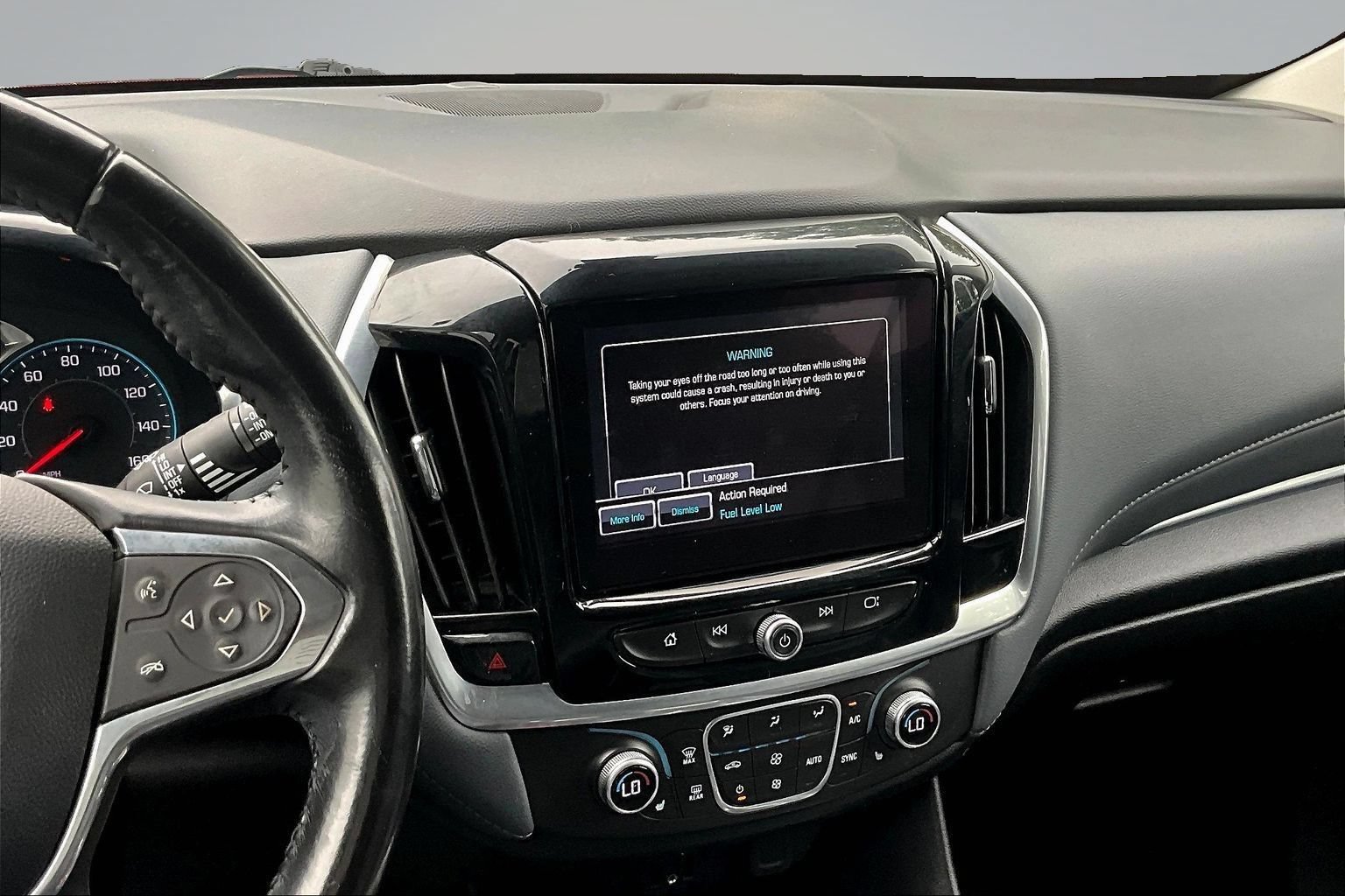 Used 2019 Chevrolet Traverse LT w/ LT Premium Package AWD/4WD image 9