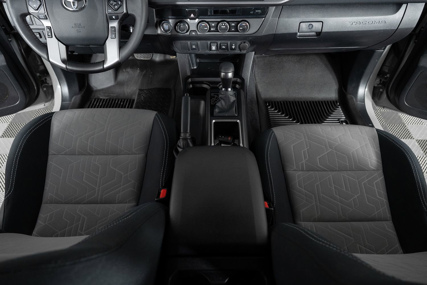 Used 2023 Toyota Tacoma TRD Off-Road image 40