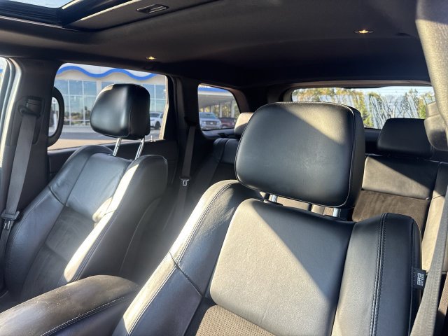 Used 2019 Jeep Grand Cherokee Altitude AWD/4WD image 13
