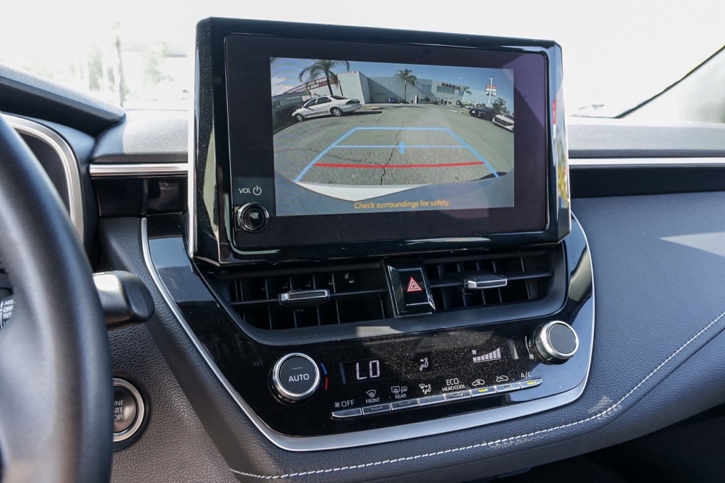 Used 2025 Toyota Corolla SE FWD image 31