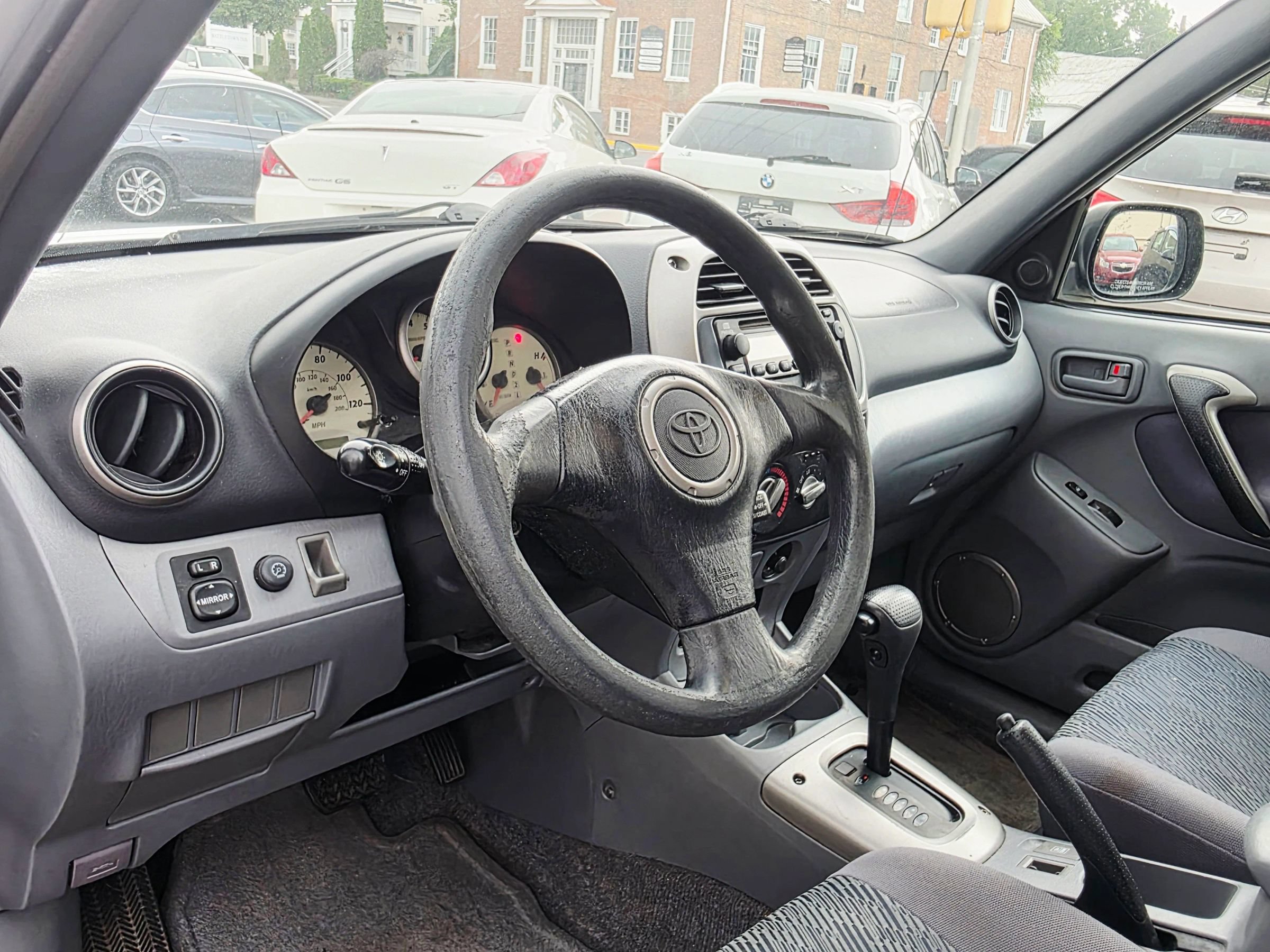 Used 2002 Toyota RAV4 4WD image 12