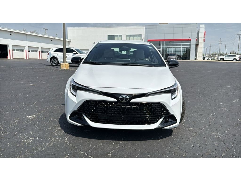 New 2026 Toyota Corolla SE FWD image 2
