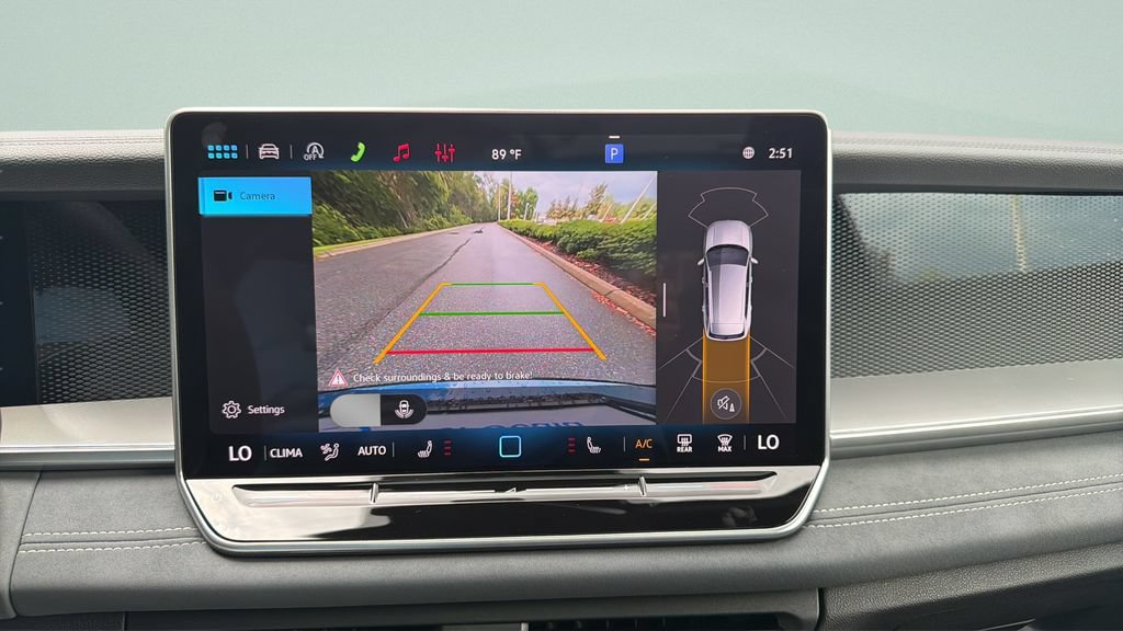 New 2026 Volkswagen Tiguan SE R-Line FWD image 14