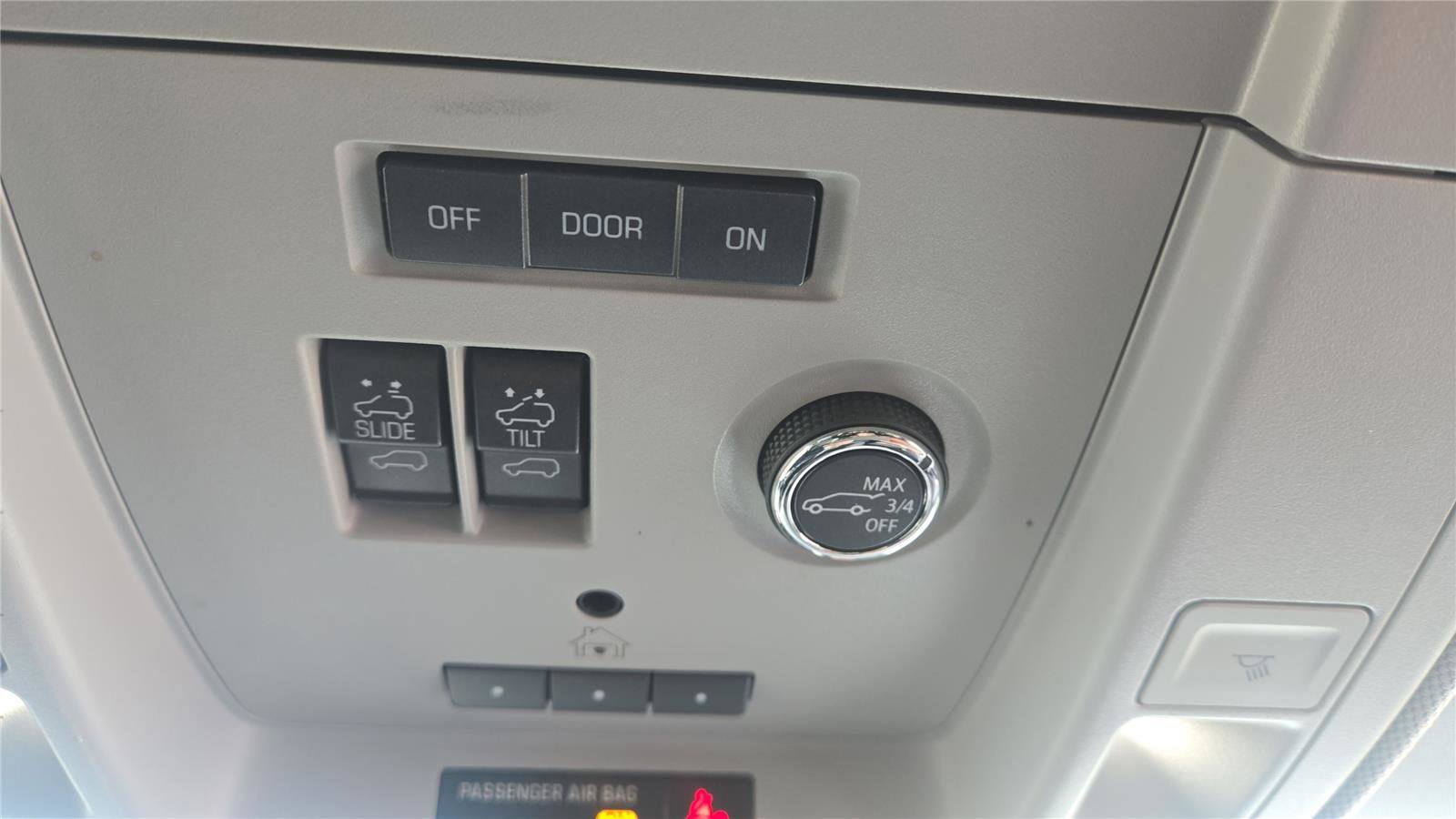 Used 2019 GMC Yukon SLT image 40